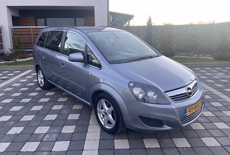 Opel Zafira EcoFlex 2011