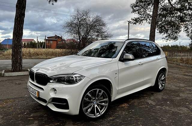 BMW X5 M50D 2016