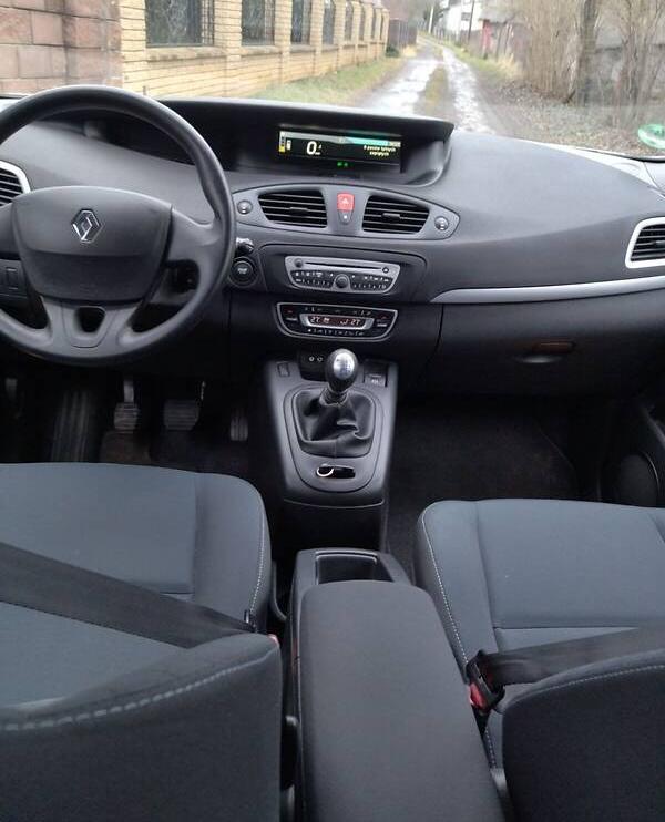 Renault Grand Scenic 2009