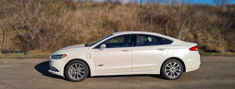Ford Fusion LX 2016
