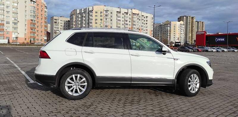 Volkswagen Tiguan LONG ALLSPACE  2018