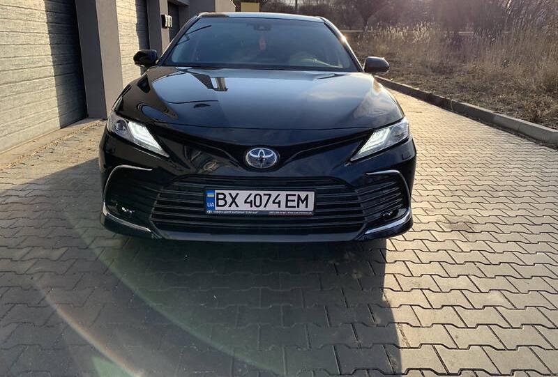 Toyota Camry Prestige  2021