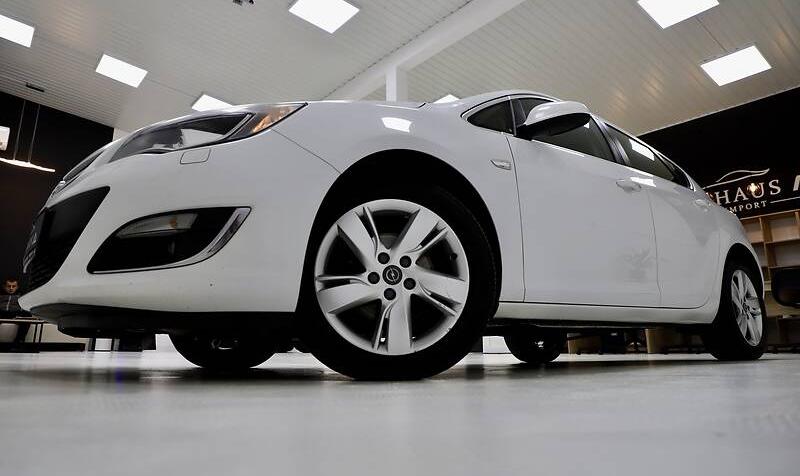 Opel Astra J 2013