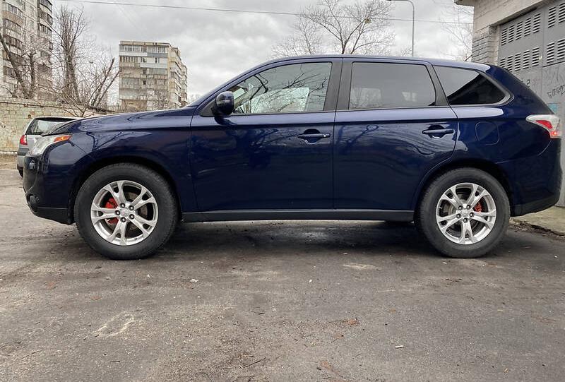 Mitsubishi Outlander sport 2013