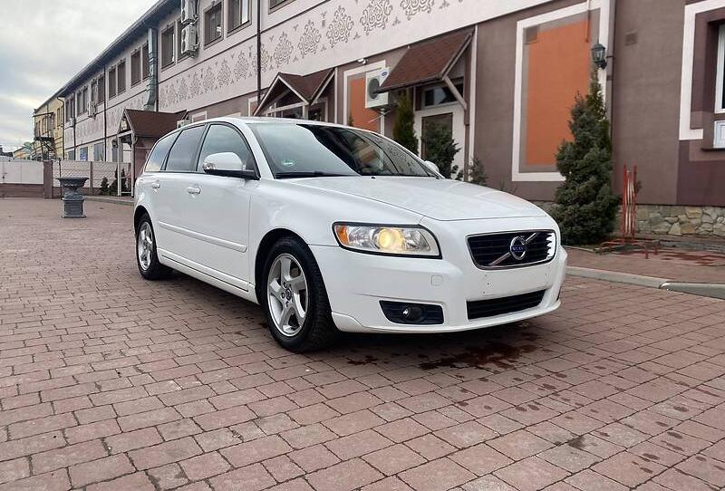 Volvo V50 2011