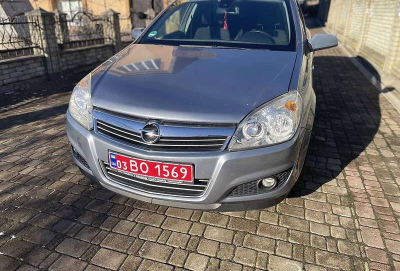 Opel Astra H 2008