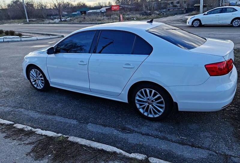 Volkswagen Jetta SEL 2013