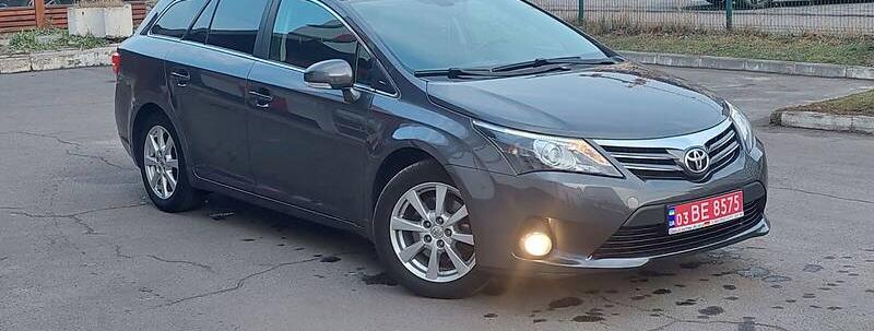 Toyota Avensis 2013