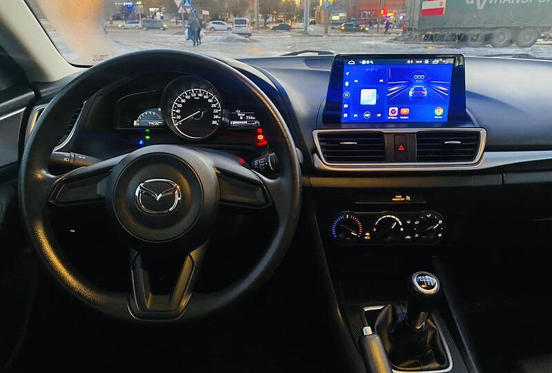Mazda 3 2018