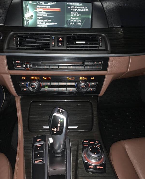 BMW 528 XDrive 2013