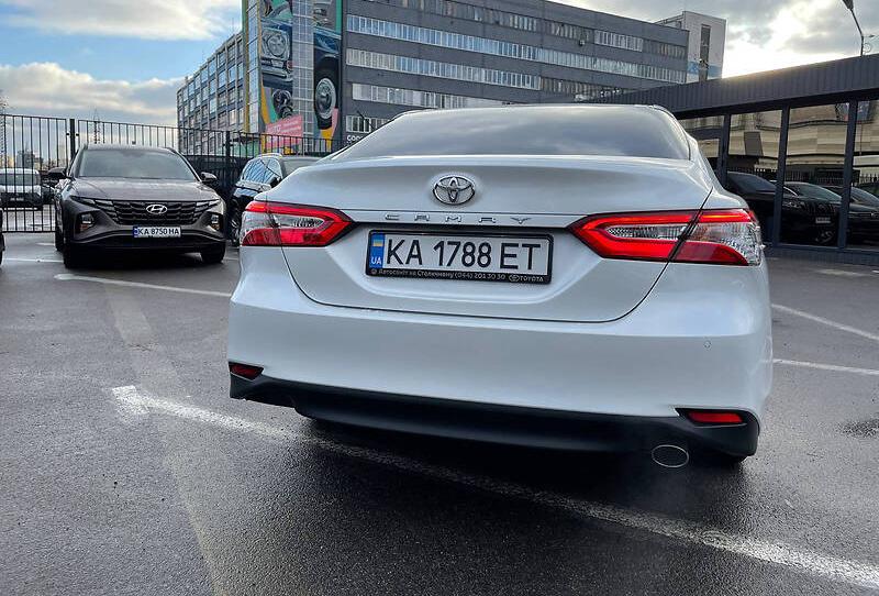 Toyota Camry 2020