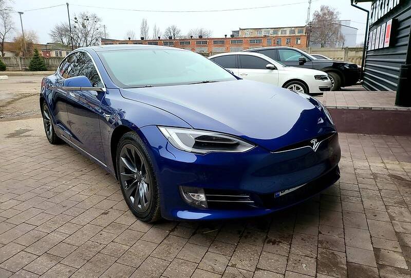Tesla Model S 100D 2018