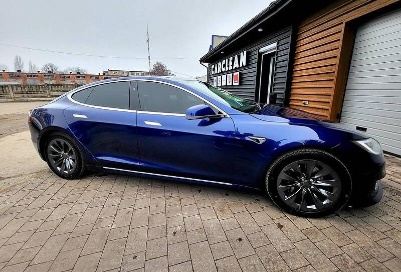 Tesla Model S 100D 2018