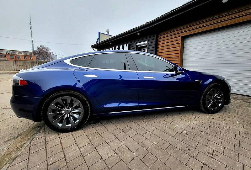 Tesla Model S 100D 2018