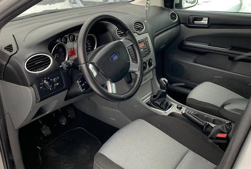 Ford Focus 2011