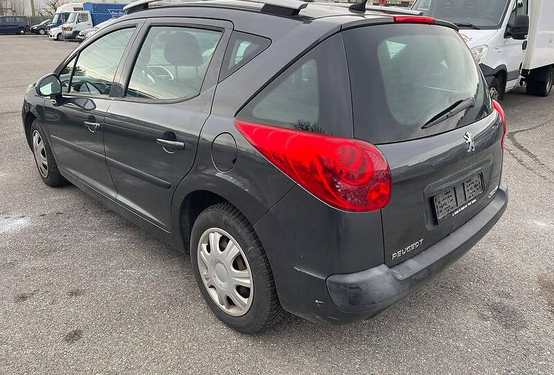 Peugeot 207 2011