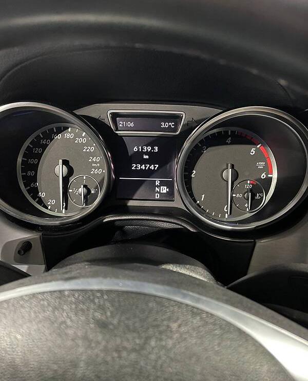 Mercedes-Benz ML 350 2011