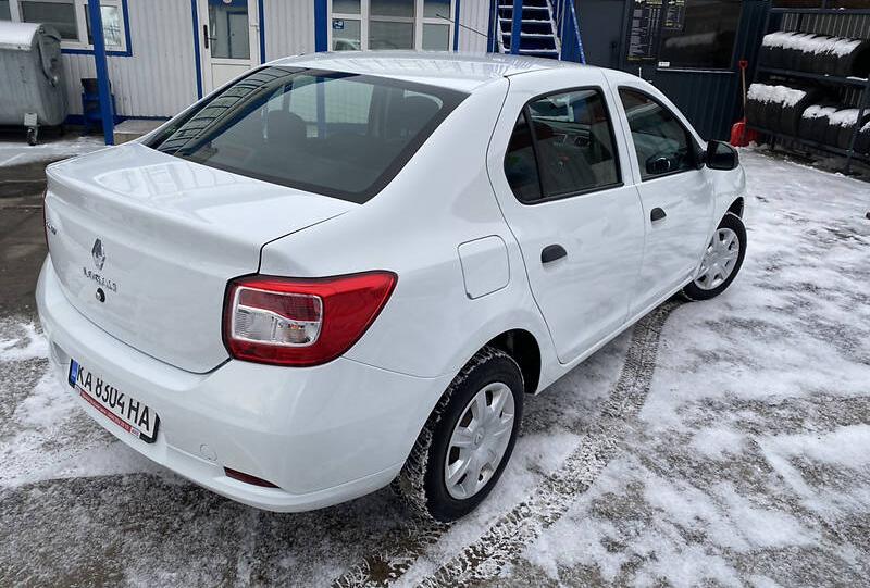Renault Logan 2016