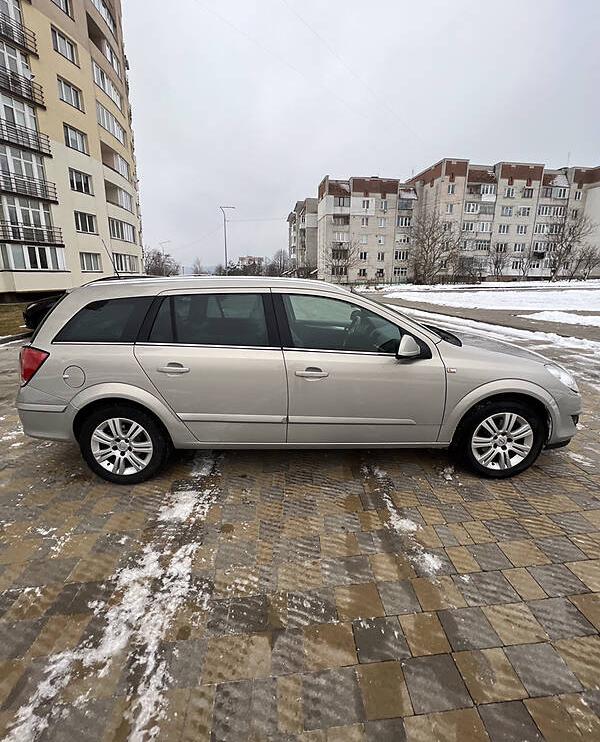 Opel Astra H 2009