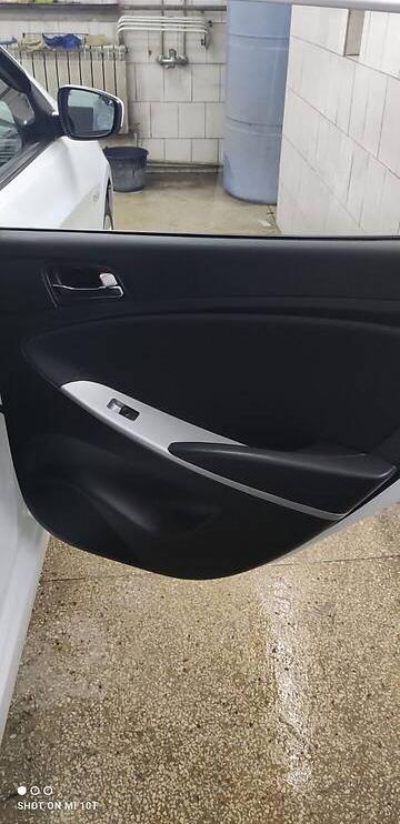 Hyundai Accent 2012