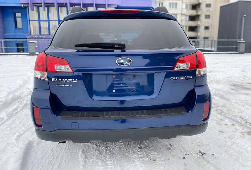 Subaru Outback 2011