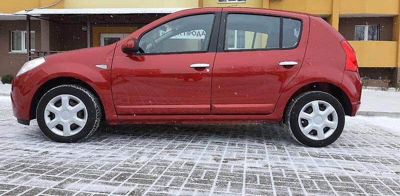 Dacia Sandero 2010