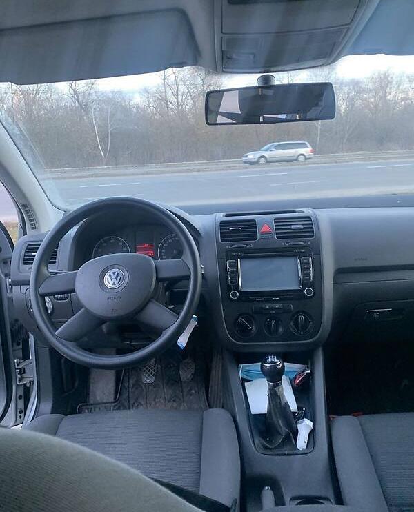 Volkswagen Golf V 2004