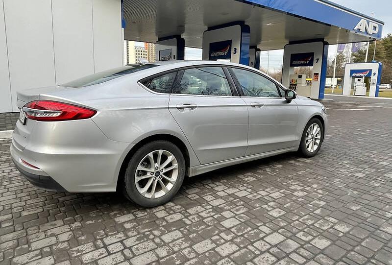 Ford Fusion 2019