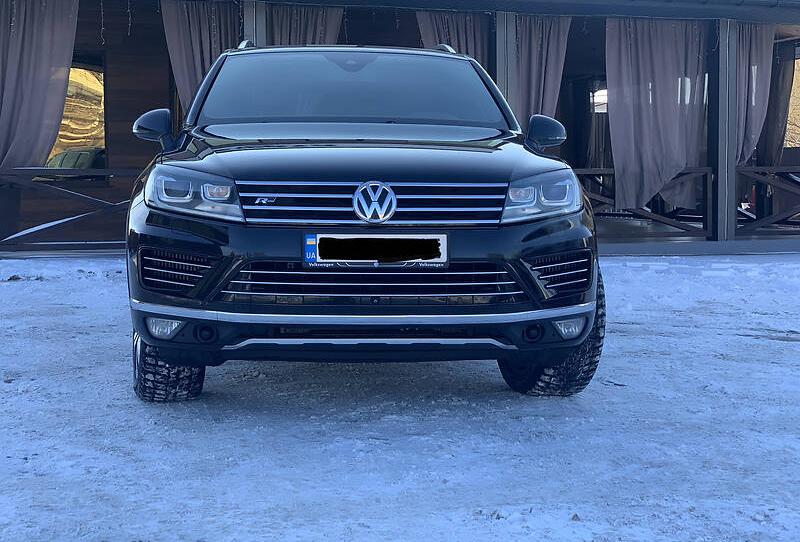 Volkswagen Touareg 3x R LINE 193KWT 2015
