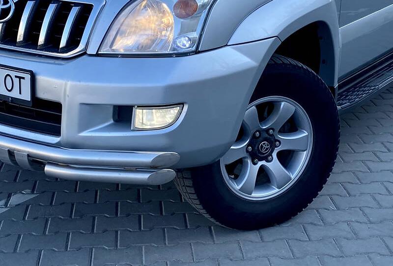 Toyota Land Cruiser Prado 120 2006