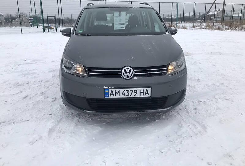 Volkswagen Touran 2012