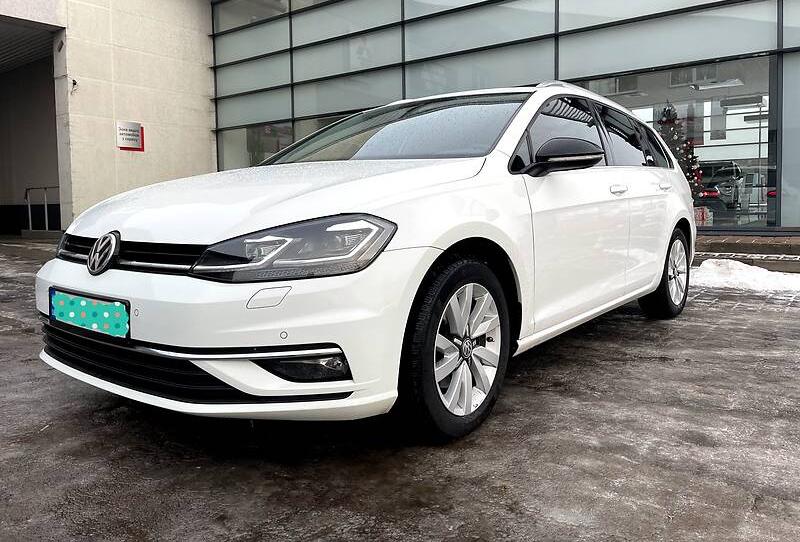 Volkswagen Golf VII Highline 2.0 dq381 2017