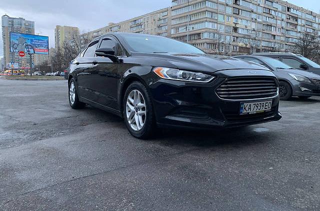 Ford Fusion SE 2015