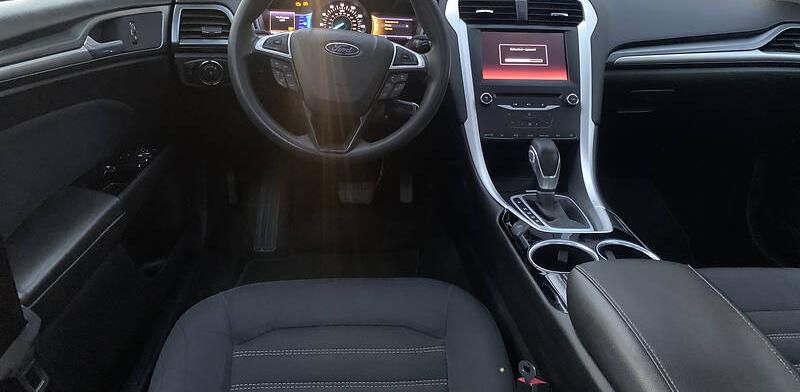 Ford Fusion SE 2012