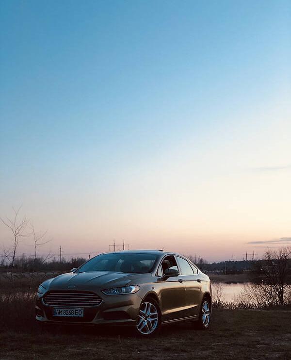 Ford Fusion SE 2012