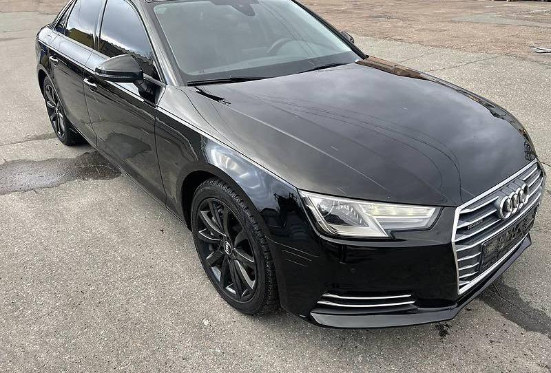 Audi A4 quatro 2016