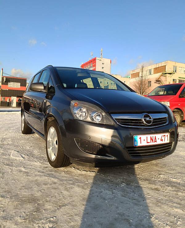 Opel Zafira 2012
