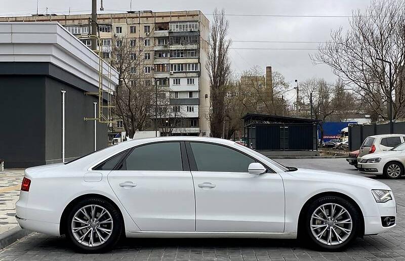Audi A8 2011