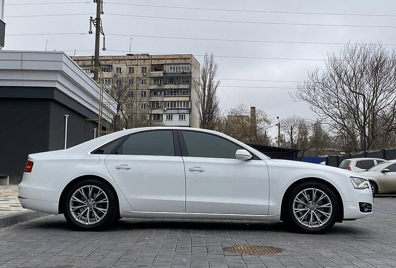 Audi A8 2011