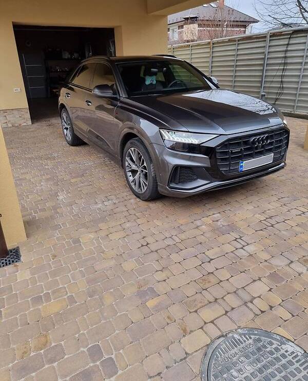 Audi Q8 2020
