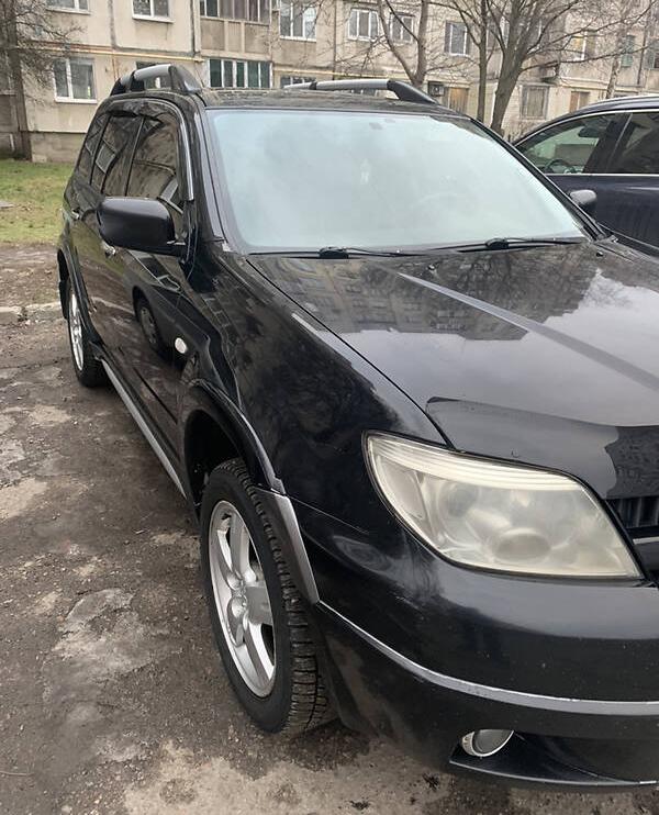 Mitsubishi Outlander 2008