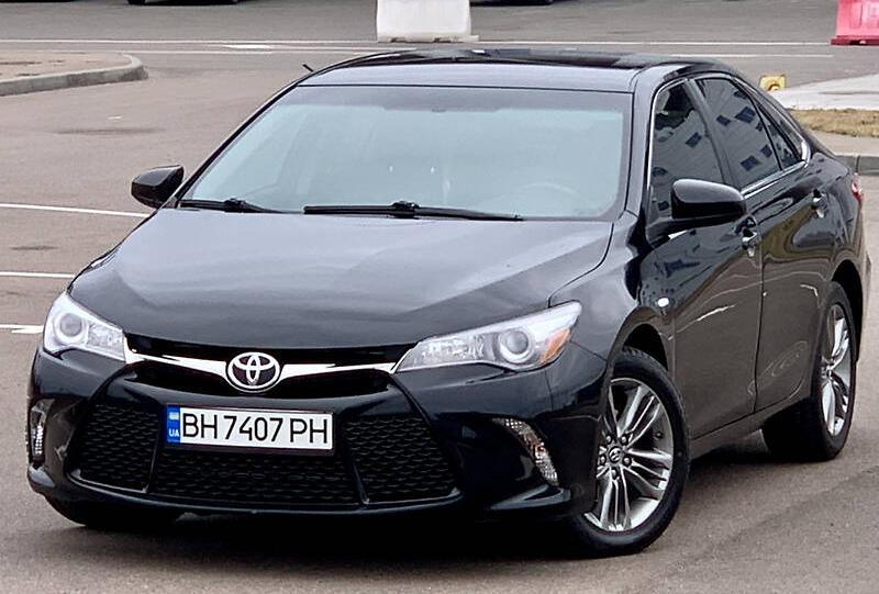 Toyota Camry 2016