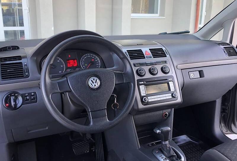 Volkswagen Touran 2009