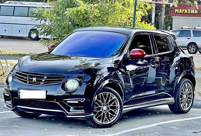 Nissan Juke V T Y N E N G E.GTR 2014