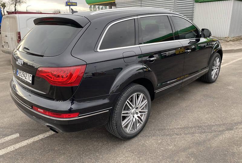 Audi Q7 2011