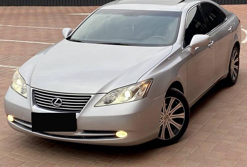 Lexus ES 350 OBSLUZENA  2009