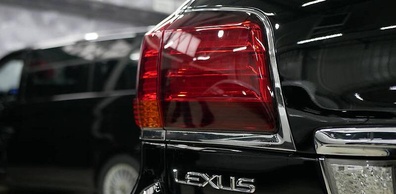 Lexus LX 570 2010