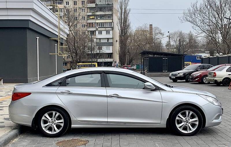 Hyundai Sonata V O R I G I N A L E  2011