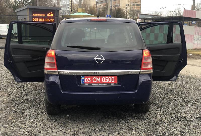 Opel Zafira 2010