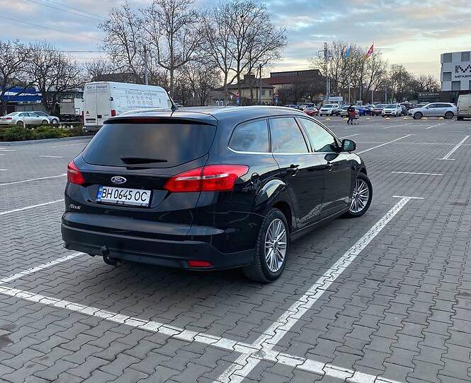 Ford Focus   Titanium  2016